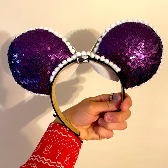 Purple sequin mouse ears, mouse ears, Minnie Mouse - Picture 3 of 5